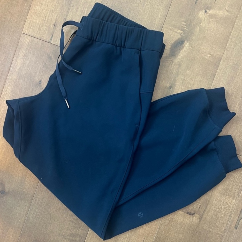 Lululemon joggers
